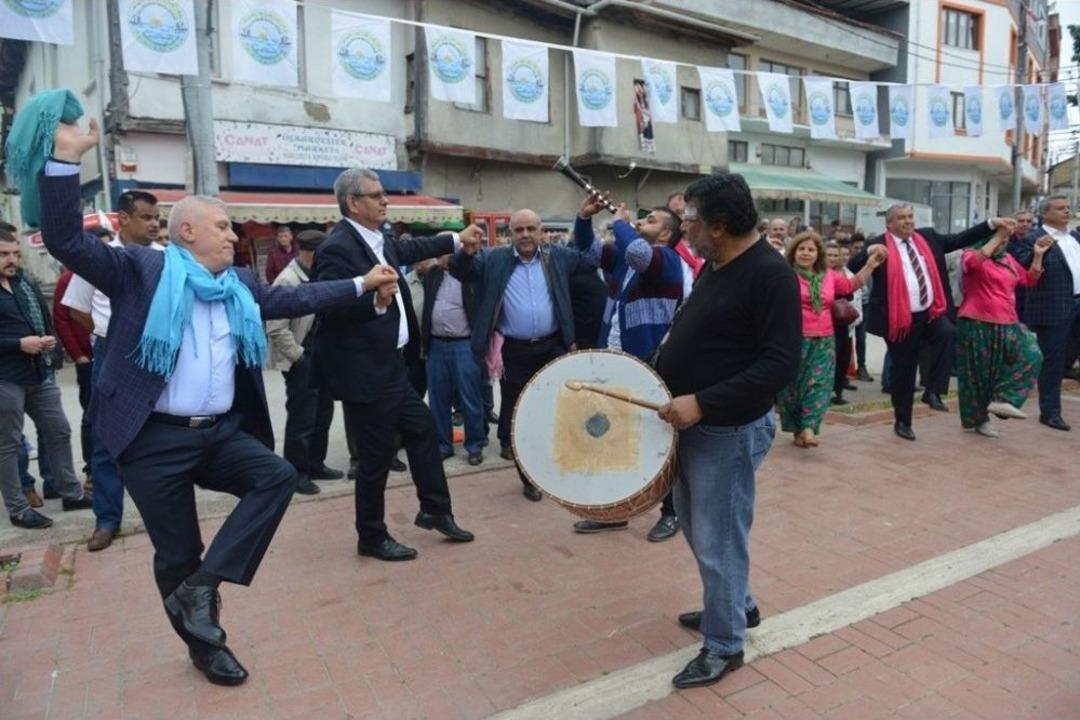 Hıdırellez Coşkusu Nil&uuml;fer&rsquo;de Doyasıya Yaşandı