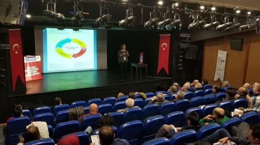 Afet G&ouml;n&uuml;ll&uuml;lerine Eğitim