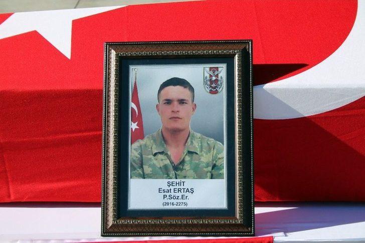 Selde Şehit Olan Askerler Memleketlerine Uğurlandı G5