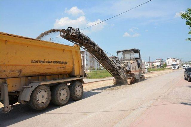 Kartepe’de Asfalt Çalışmaları Hız Kazandı