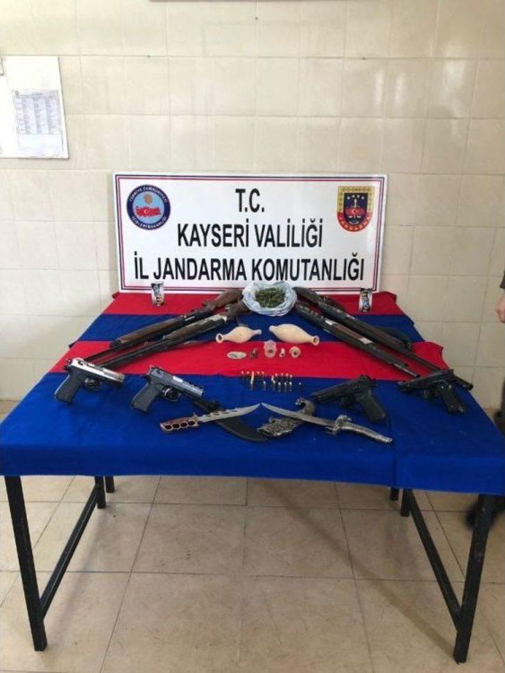 Jandarmadan Silah Kaçakçılığı Operasyonu: 10 Gözaltı G1