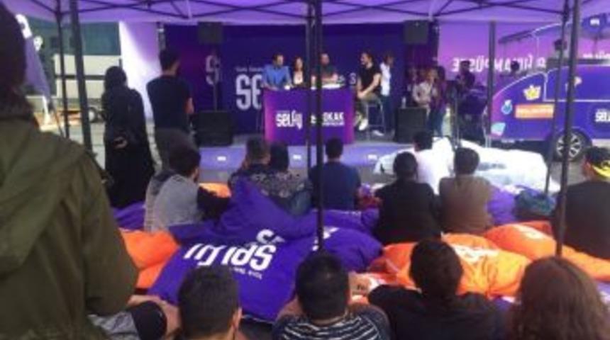 T&uuml;rk Telekom Selfy, İn&ouml;n&uuml; &Uuml;niversitesi &Ouml;ğrencileriyle Buluştu