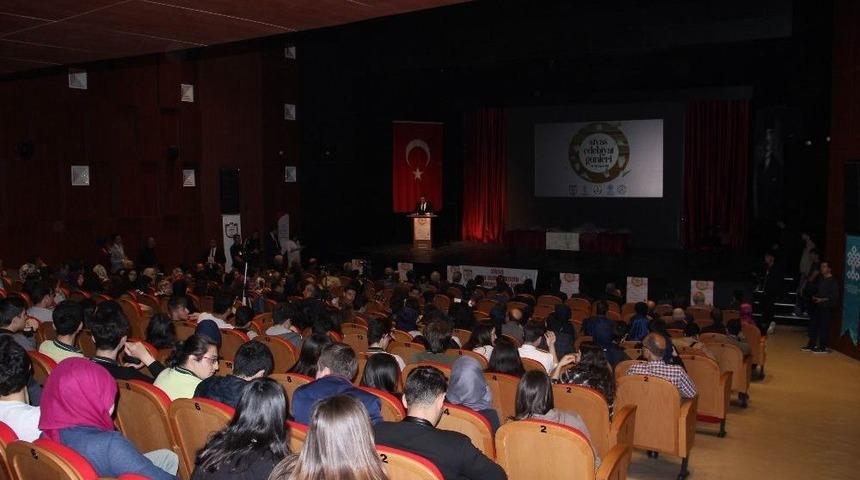 Sivas&rsquo;ta Edebiyat G&uuml;nleri