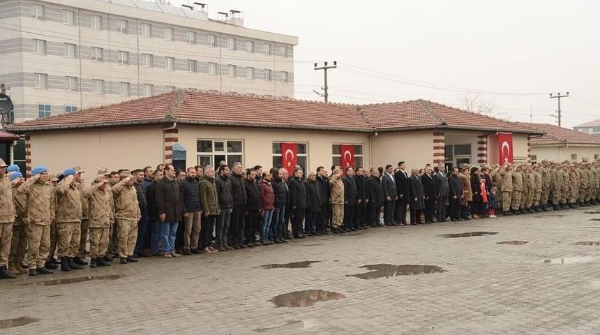 Afrin&rsquo;e Mehmet&ccedil;ik Uğurlandı