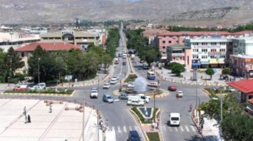Erzincan&rsquo;da Trafiğe Kayıtlı Ara&ccedil; Sayısı 58 Bin 617 Oldu