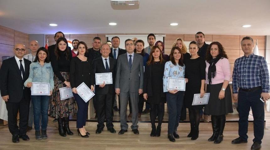 Proje Bazlı D&uuml;ş&uuml;nme Sertifika T&ouml;reni