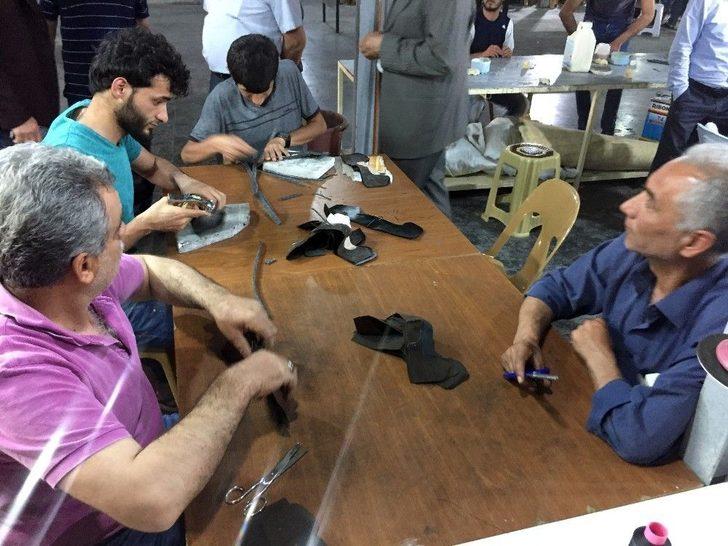 Suriyeli Sığınmacılar Meslek Öğrenirken Para Da Kazanacak G3
