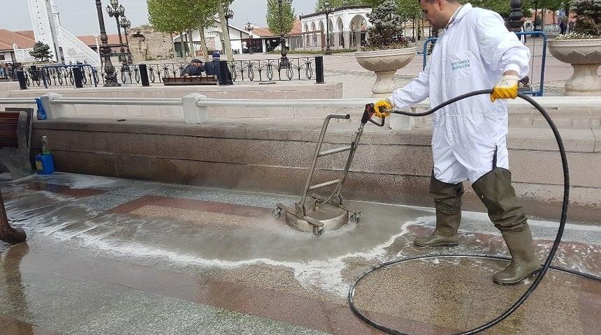 Camilerde Ramazan Temizliği