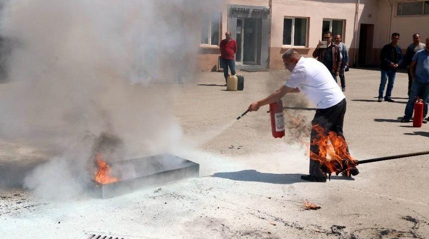 &Ouml;zel İdare Personeline Yangın Tatbikatı