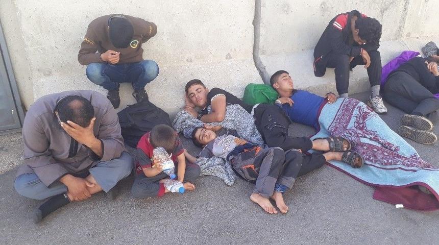 Hatay&rsquo;da 18 Ka&ccedil;ak M&uuml;lteci Yakalandı