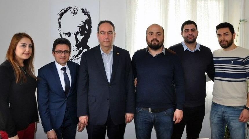 T&uuml;mer: "g&uuml;r&uuml;lt&uuml; Kirliliği Bunaltıyor, Hava Kirliliği &Ouml;ld&uuml;r&uuml;yor"