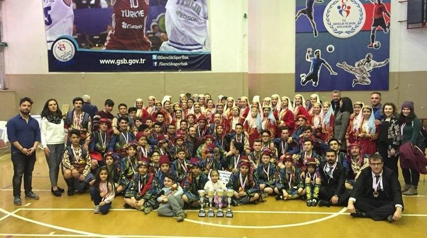 Cumhuriyet Anadolu Lisesi Yeniden Birinci