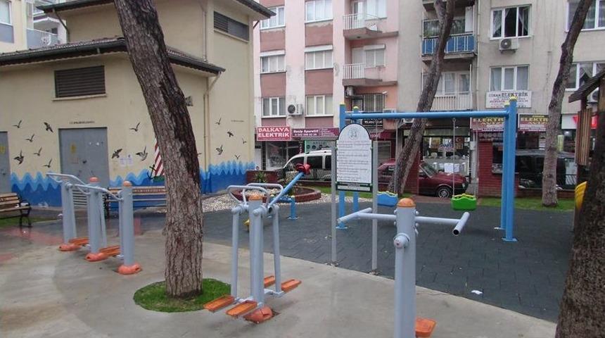 Efeler&rsquo;de Tarık Şeng&uuml;roğlu Parkı Yeniledi