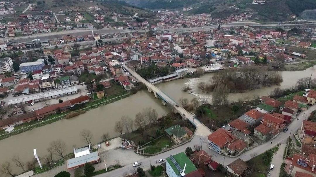 (&ouml;zel) - 523 Yıllık Tarihi 2. Beyazıt K&ouml;pr&uuml;s&uuml; Havadan G&ouml;r&uuml;nt&uuml;lendi