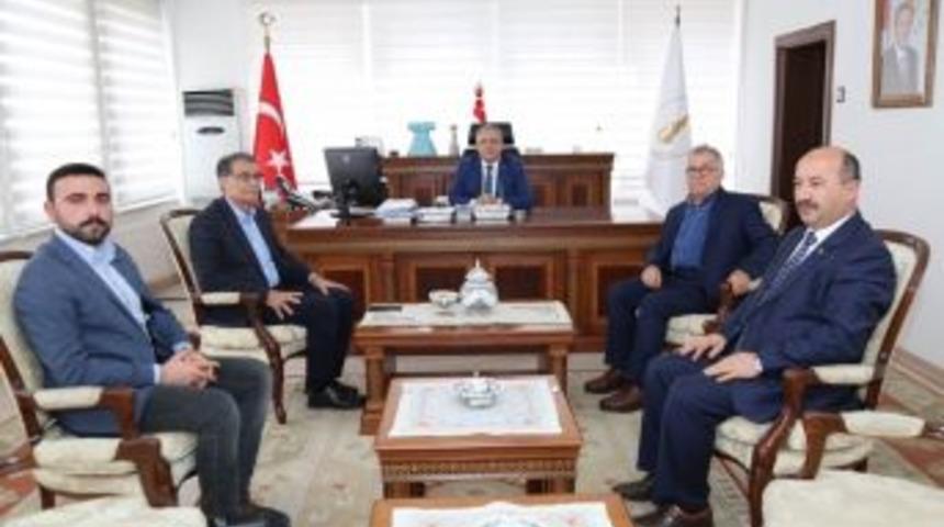 Anadolu Mektebi&rsquo;nin Kurucusu Sami G&uuml;&ccedil;l&uuml;: Milli Ve Manevi Değerlerimize Sahip &Ccedil;ıkalım