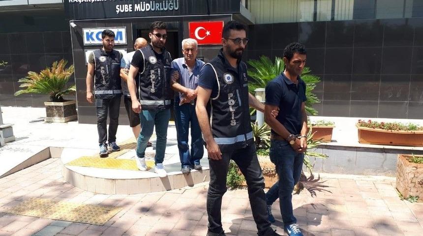Antalya’da Aranan 17 Kişi Yakalandı