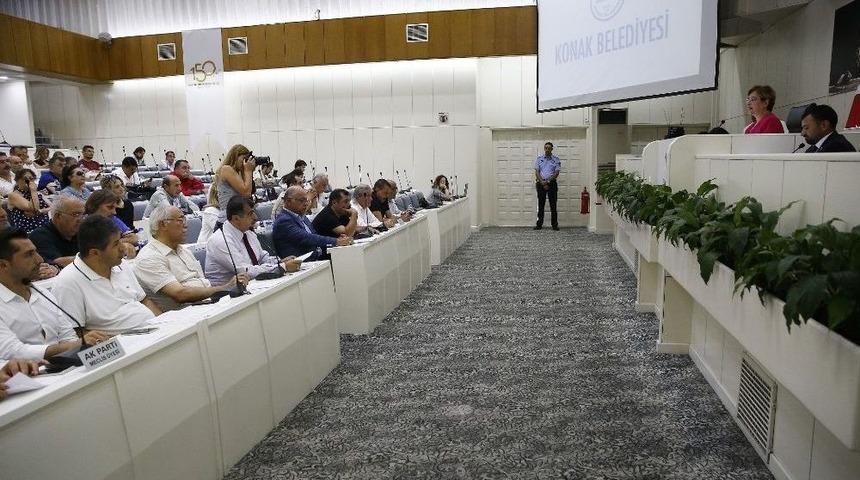 Pekdaş: "fikirlerin Yargılanacağı Tek Yer Mahkemeler Olmalıydı"