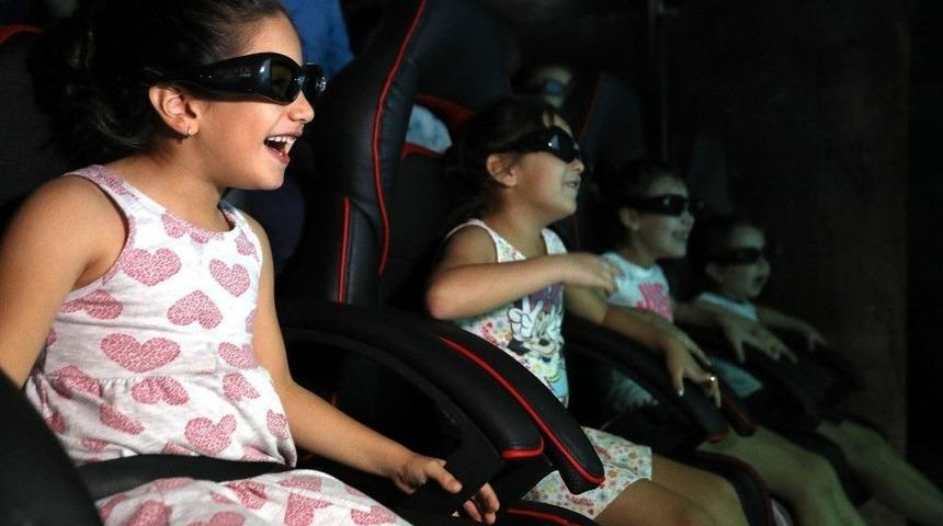 Bucalı Miniklere 12 Boyutlu Hediye