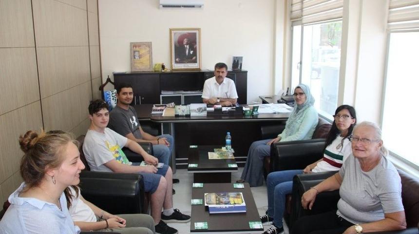 Başkan Cankul Yurt Dışından Gelen Turistleri Ağırladı