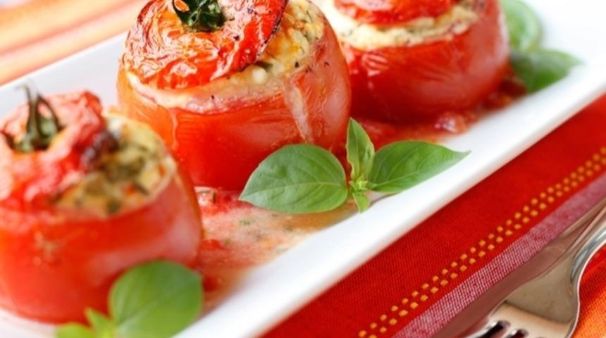 Peynirli Sıcak Domatesler