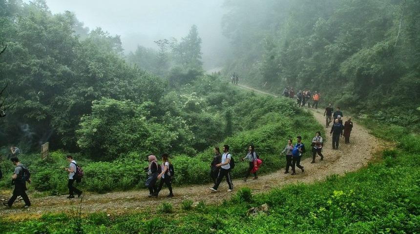 Doğa Tutkunları S&uuml;l&uuml;kl&uuml; G&ouml;l&rsquo;de Y&uuml;r&uuml;d&uuml;