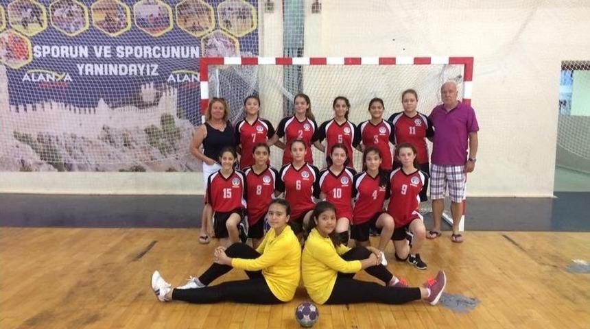 Turgutlulu Minikler T&uuml;rkiye 2.&rsquo;si Oldu