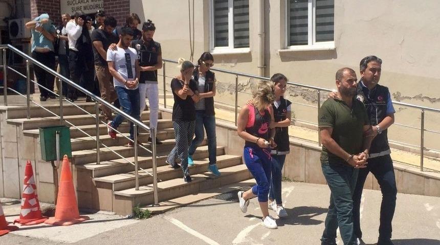 Zehir &Ccedil;etesine B&uuml;y&uuml;k Vurgun: 33 G&ouml;zaltı