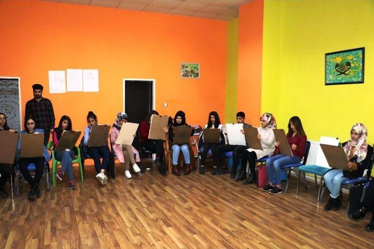 Kayapınar Belediyesi Öğrencileri Geleceğe Hazırlıyor G5