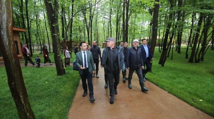 G&uuml;ven İslamoğlu, Doğal Yaşam Alanını Gezdi