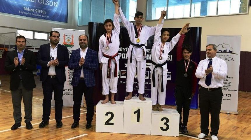 Büyükşehir’den Spora Teşvik