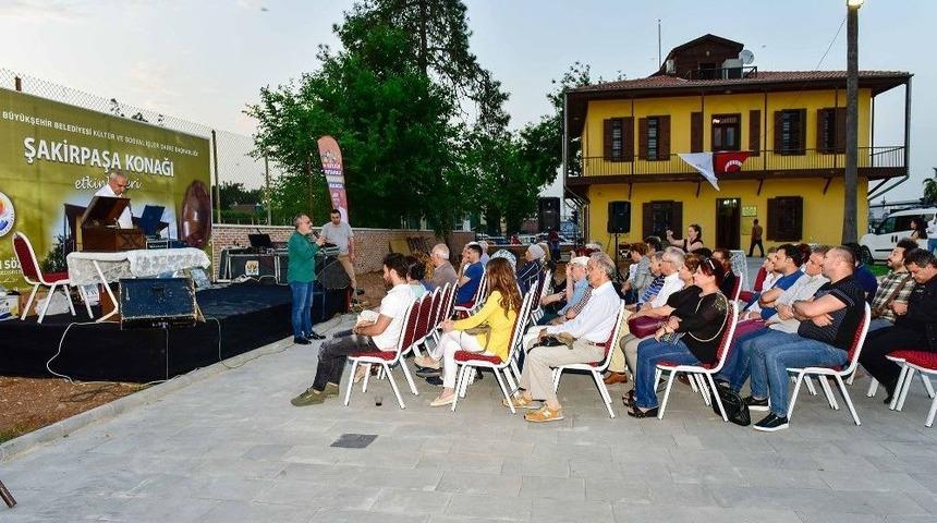 Tarihi Konaklarda Renkli Konserler