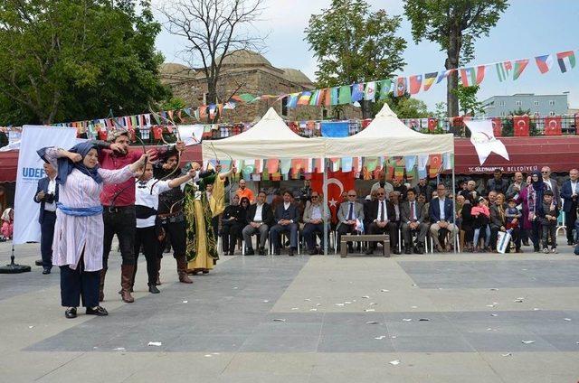 15 Ülkeden Gelen Öğrenciler Tekirdağ’da Kaynaştı