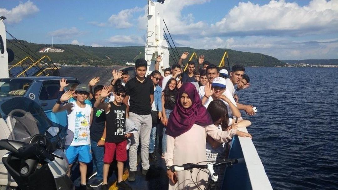 Başkaleli &Ouml;ğrenciler İstanbul Ve &Ccedil;anakkale&rsquo;yi Gezdi