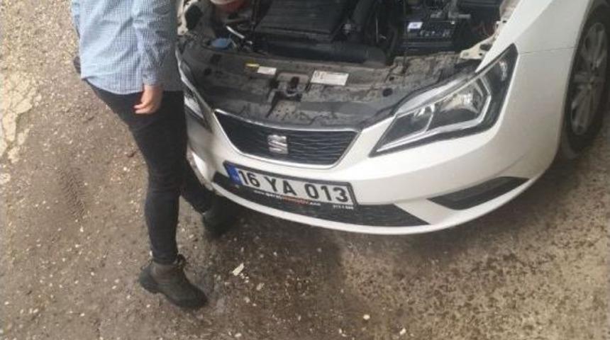 Otomobilin Motoruna Giren Kedi Bursa&rsquo;yı Dolaştı
