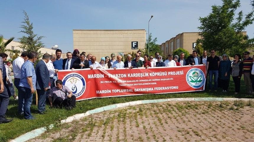 Trabzon&rsquo;dan 17 Aile Mardin&rsquo;e Misafirliğe Gitti
