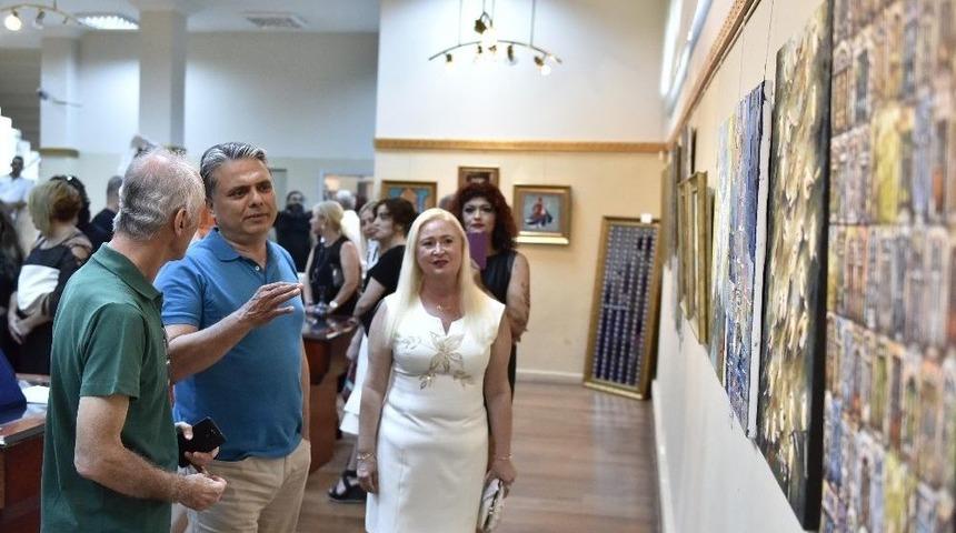 Başkan Uysal Resim Sergisini Açtı