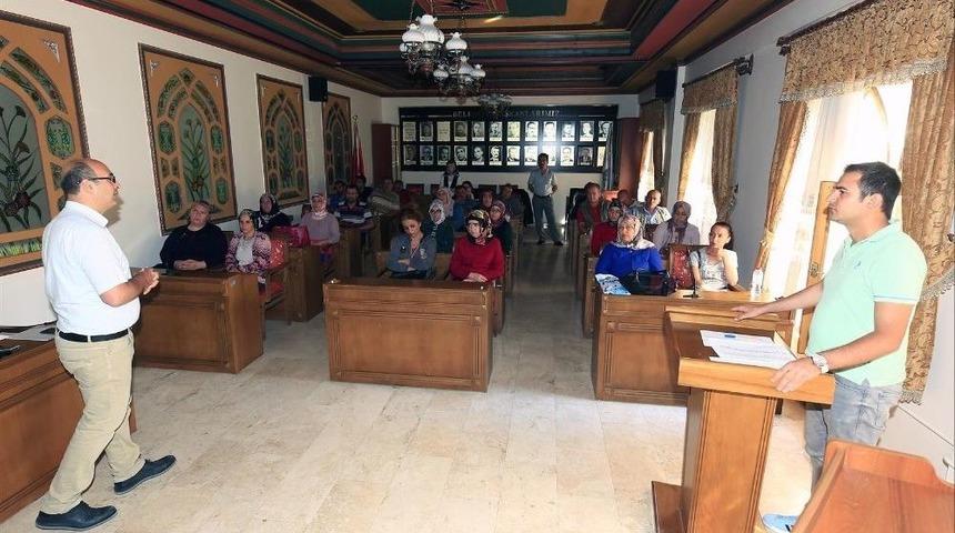 Nevşehir Belediyesinde &Ccedil;alışan İşkur İş&ccedil;ilerine İş Sağlığı Ve G&uuml;venliği Eğitimi Verildi