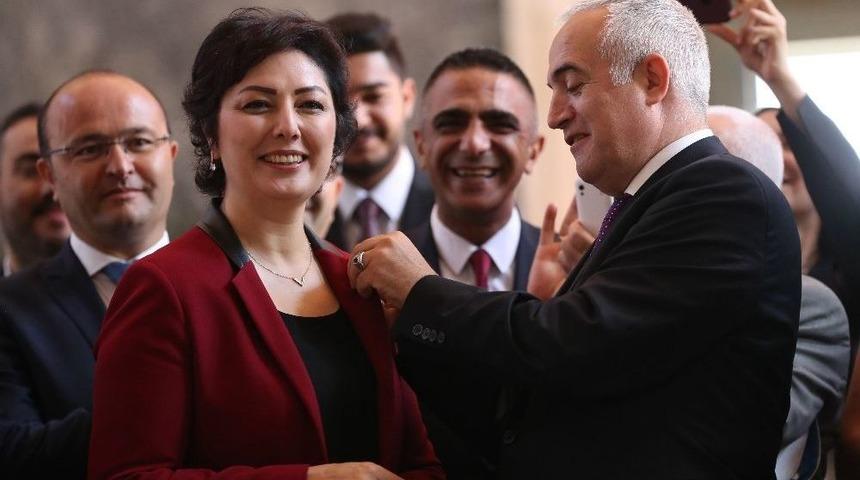 Milletvekili Kayıtları Devam Ediyor