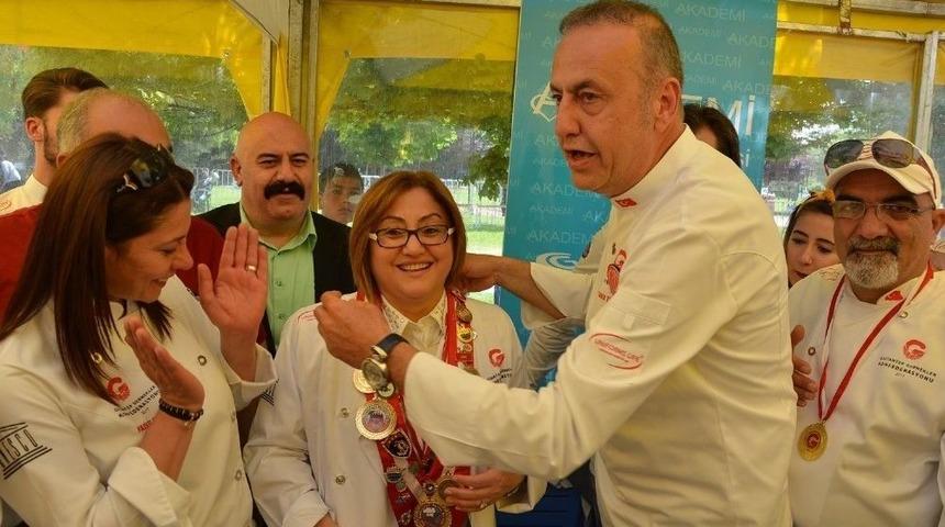 Başkan Fatma Şahin&rsquo;e Milli Gurme Nişanı