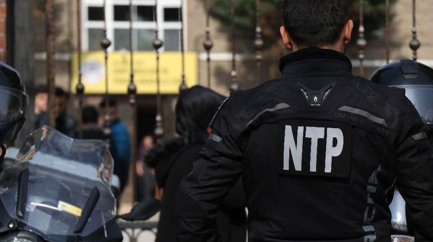 Kocaeli&rsquo;nde Uyuşturucu Operasyonu: 22 G&ouml;zaltı