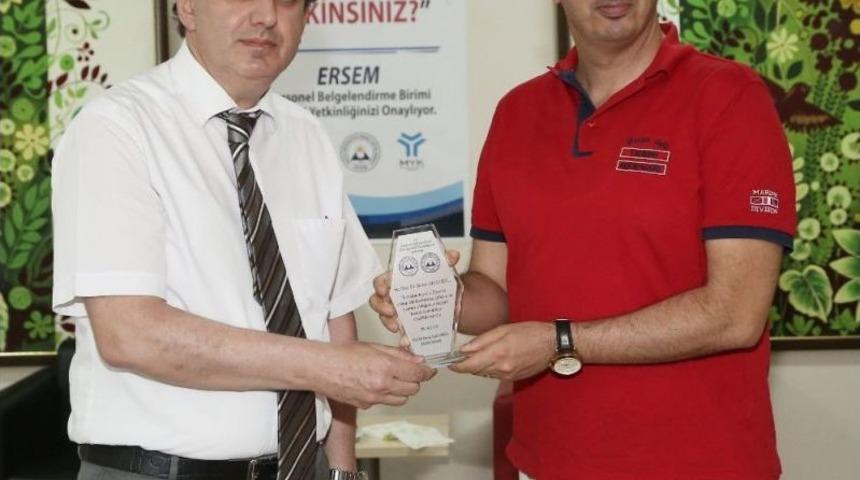 Erciyes Üniversitesi Sürekli Eğitim Merkezi (ersem) Merkezi Yeterlilik Kurumu Tarafından Akredite Edildi