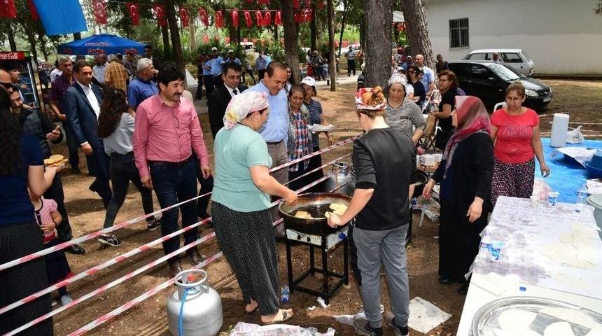 Tepreş Ş&ouml;leni&rsquo;nde Kırım Ateşi Yakıldı, Kırım T&uuml;rk&uuml;leri Dinlendi