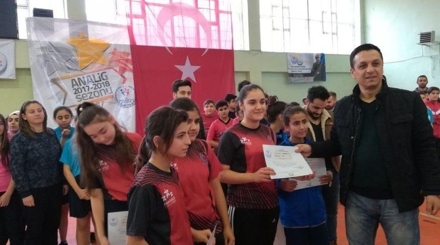 Mardin&rsquo;de Analig Masa Tenisi Grup M&uuml;sabakaları Sona Erdi