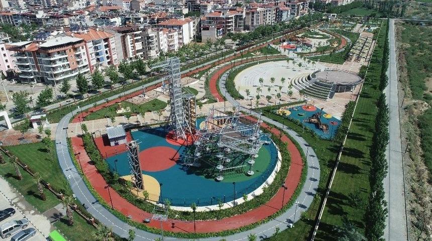 Salihli’nin Yeni Cazibe Merkezi ’masal Ormanı Parkı’