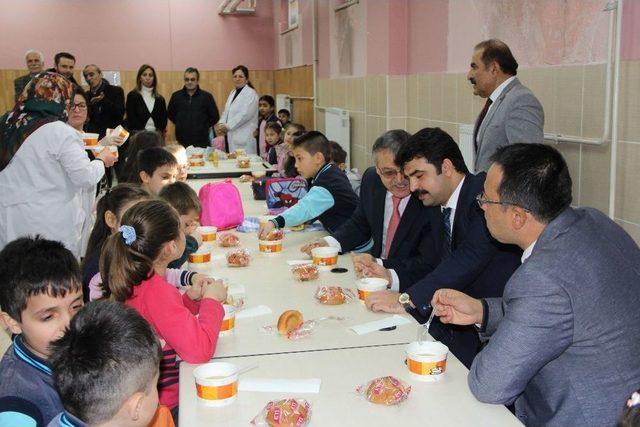 &Ccedil;orum Valiliği&rsquo;nden &Ouml;ğrencilere Sıcak &Ccedil;orba 3