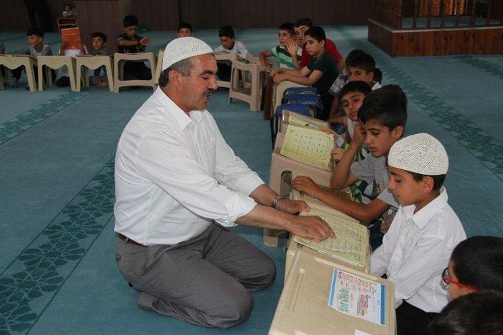 Muradiye’de Yaz Kur’an Kurslarına Büyük İlgi G2