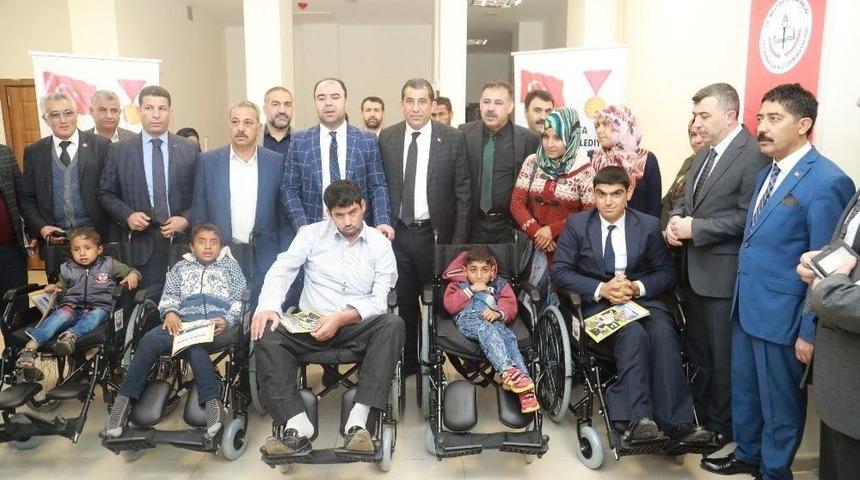 Belediye Başkanı Nihat &Ccedil;ift&ccedil;i, Engelliler İle Bir Araya Geldi