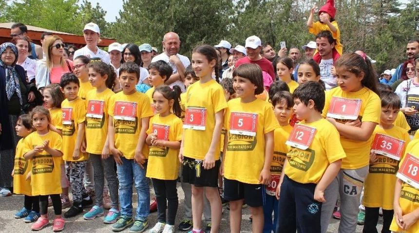 Gordion&rsquo;un Unesco D&uuml;nya Mirası&rsquo;na Alınması İ&ccedil;in D&uuml;zenlenen &rsquo;uluslararası Gordion Yarı Maratonu&rsquo; Polatlı&rsquo;da Yapıldı
