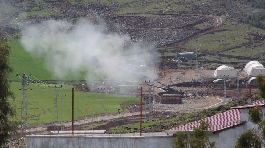 Sınırda Ezan Sesleriyle Birlikte Top Atışları Başladı