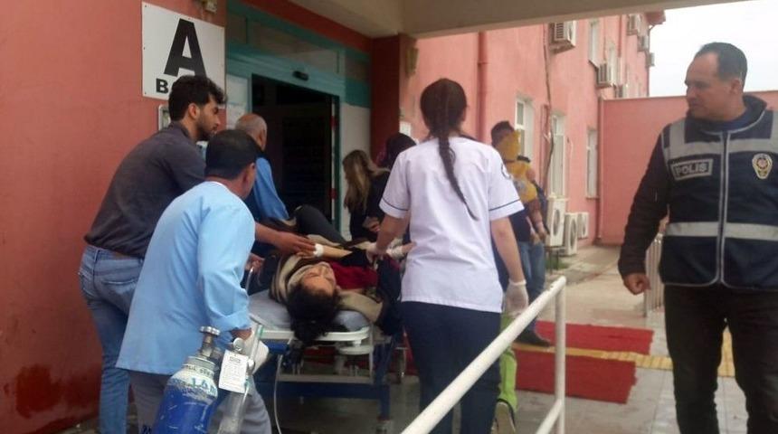 &Ouml;nce Kız Arkadaşını, Sonra Kendini Bı&ccedil;akladı